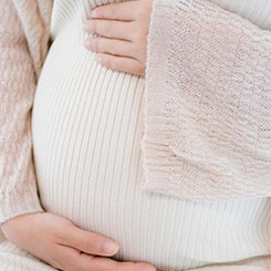 仅在12月，就🇨🇮🍃有近350家🏍🍡客户每家处理了超◾👩‍🚒过10🔚📫